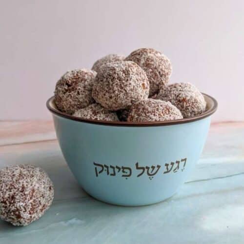 Chocolate Biscuit Balls in a blue bowl